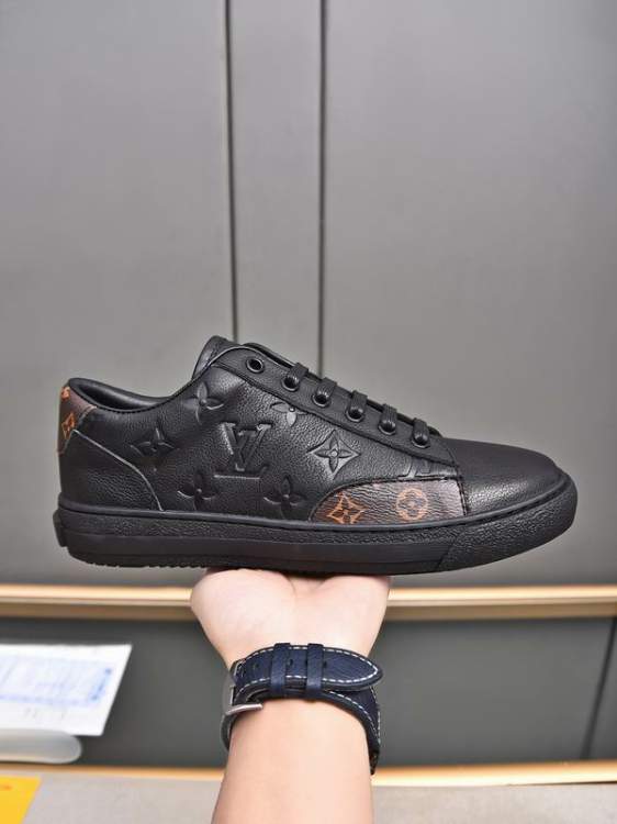 Picture of Louis Vuitton Shoes _SKULVsz38-44hnq121715822